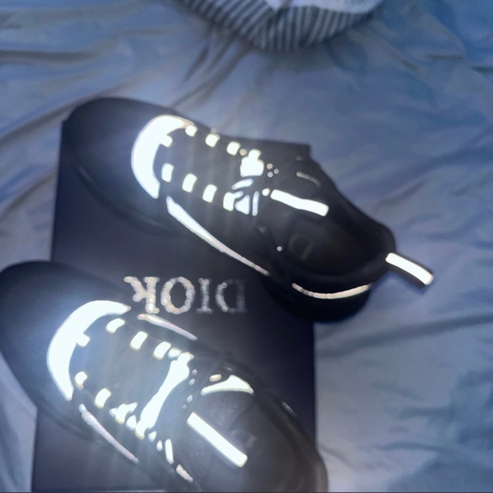 Selling because I Barely Wear them. Dior B22s.